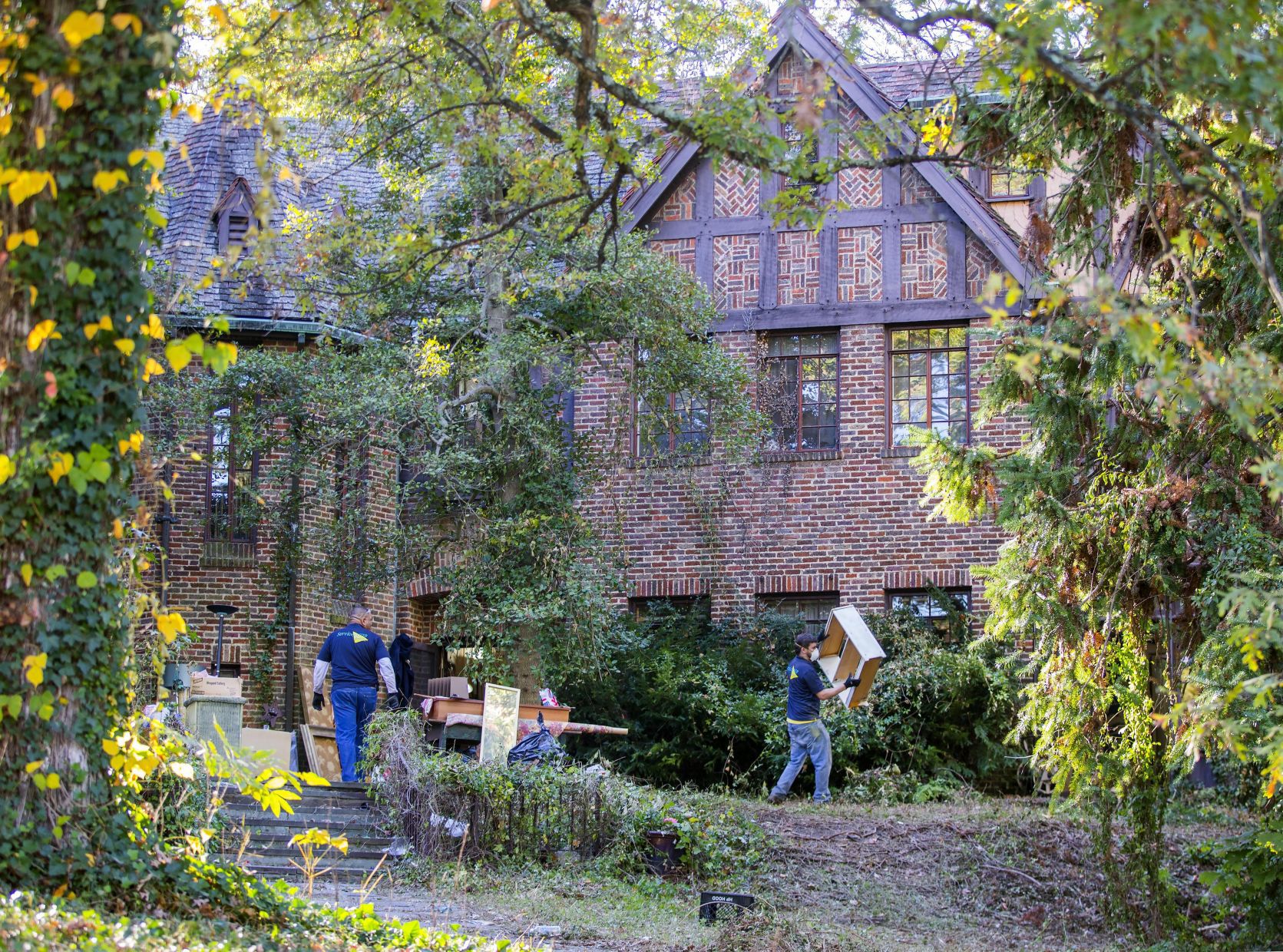 Julian Price home clean out